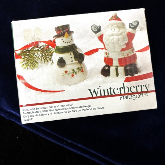 Pfaltzgraff Winterberry Snowman Santa Salt & Pepper Shakers EUC - Picture 10 of 13